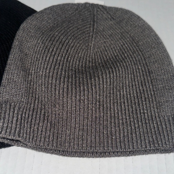 Alfani Gray and Black Knit Beanie - Picture 1 of 5